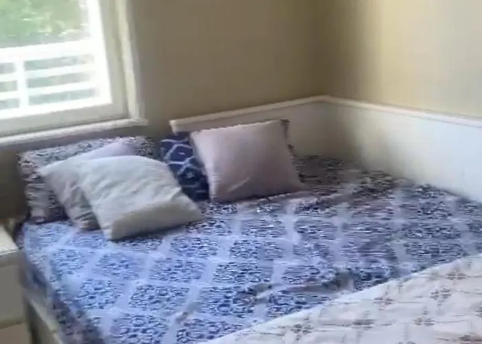 Two Bedroom 4 People 920 Nok Or Shared One Bedroom With Nok 550 Two People 公寓 *