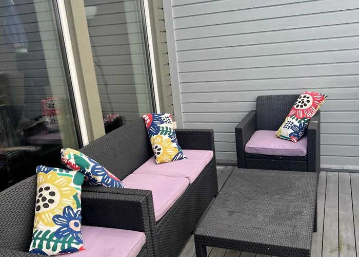 Leilighet Two Bedroom 4 People 920 Nok Or Shared One Bedroom With Nok 550 Two People *